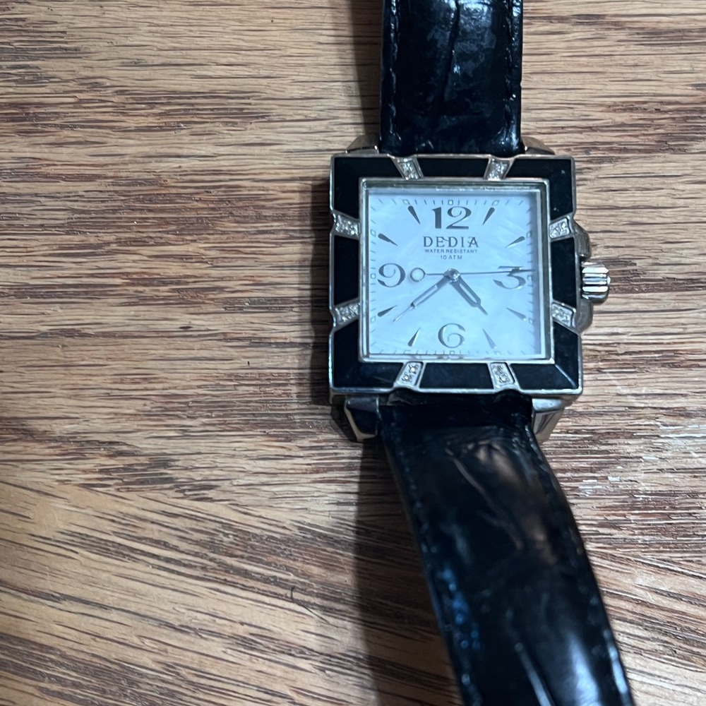 Like new Dedia women’s watch